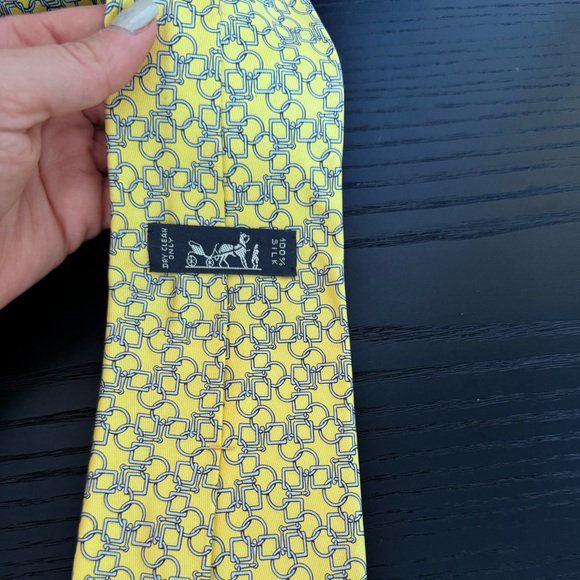 Hermes Tie - 100% Silk - Picture 6 of 6